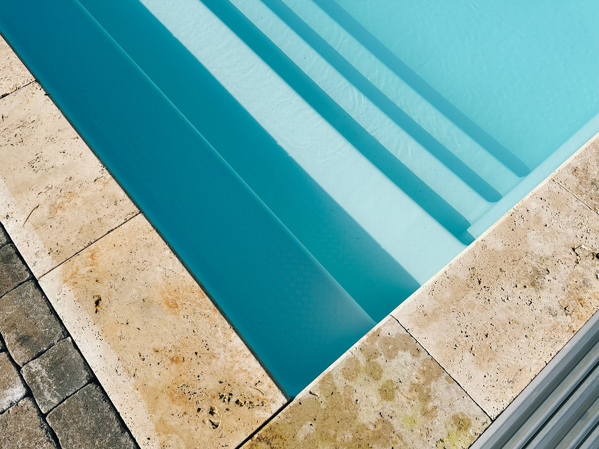 GRP One-Piece Pool Tortola 800 – 8.00 × 3.70 × 1.50 m Garden Pool for Exclusive Outdoor Areas