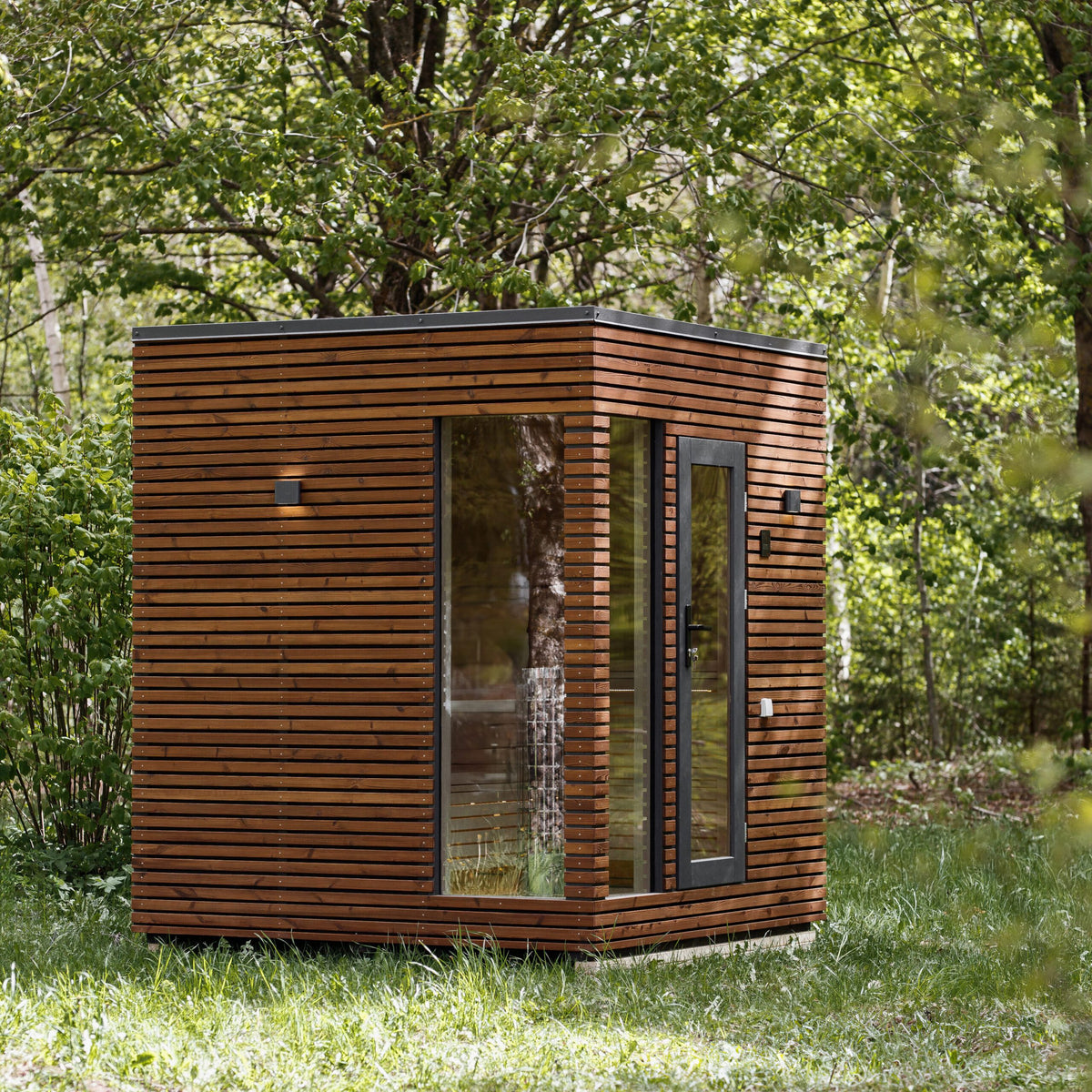 Balance Garden Sauna – 210 × 210 cm with modern frame construction