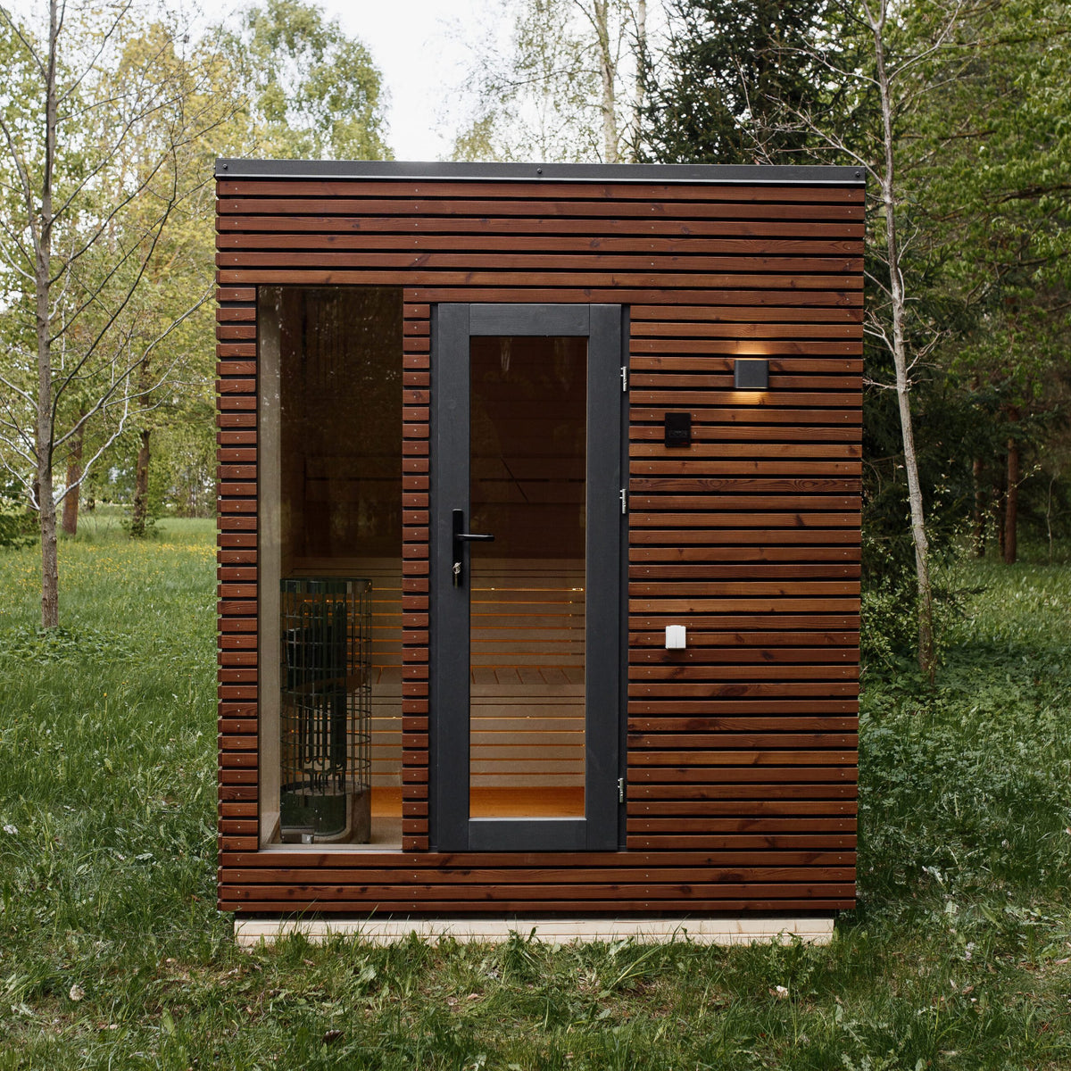 Balance Garden Sauna – 210 × 210 cm with modern frame construction