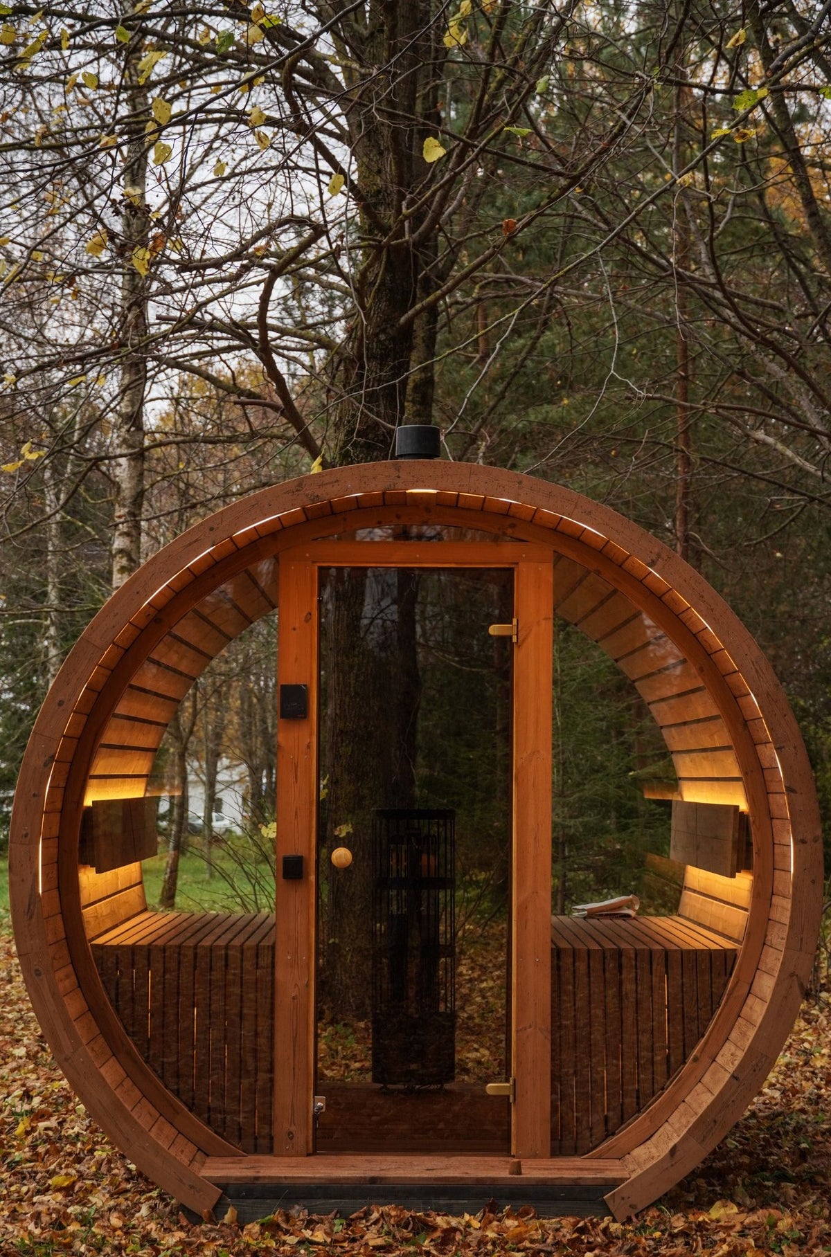 Gartensauna Round 2.6M – 260 × 244 cm aus Thermoholz für 4–6 Personen