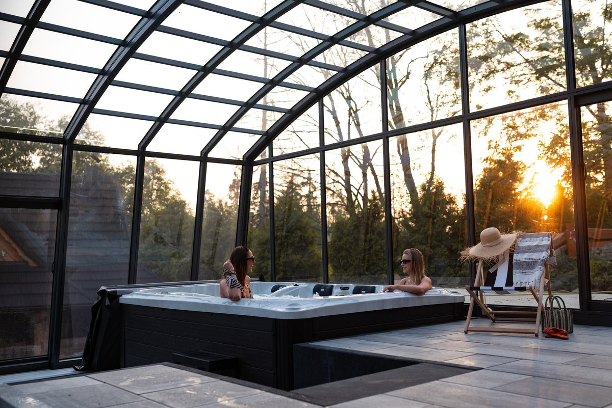 Whirlpool Dafne – 2.00 × 2.00 × 0.90 m Premium Hot Tub for 5 people
