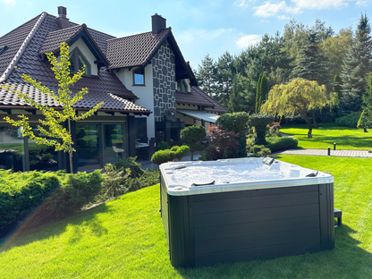 Whirlpool Dafne – 2.00 × 2.00 × 0.90 m Premium Hot Tub for 5 people